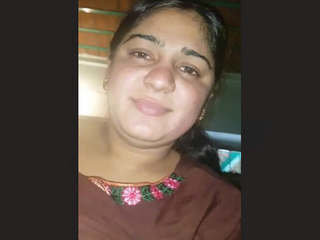 Bhabhis using fireworks in their intimate moments