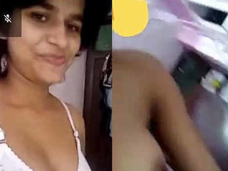 Indian beauty Shalu reveals her intimate parts in a video call