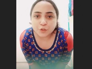 A stunning and adorable Pakistani woman performs for her boyfriend