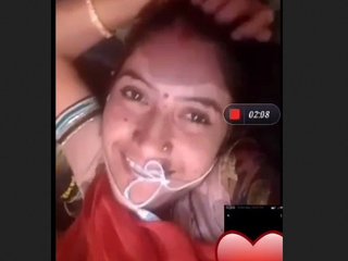 Stunning wife displays her physique to her romantic partner