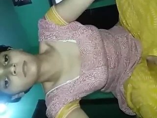 Aishwarya, the Indian beauty, indulges in a sensual solo performance