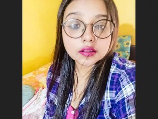 Married woman's close-up of her pussy during a sensual blowjob