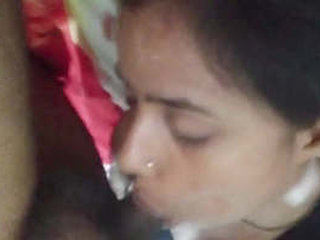 Mature Indian wife gives oral pleasure