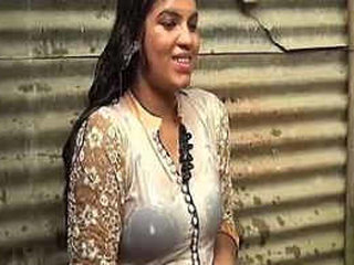 Indian girl from Delhi takes a bath