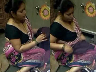 Steamy mature lady's bosom on display