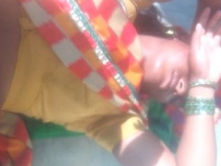 Indian housewife's passionate encounter with her husband in the countryside