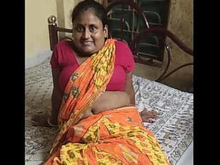 Village housewife from India sensually reveals her belly button
