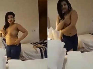 Indian woman gives oral and engages in intercourse at a hotel