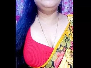 Monica's live webcam performance: a sensual Indian aunty's experience