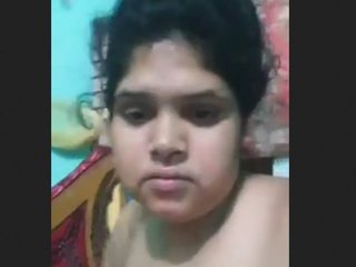 Curvy Indian wife shares her sensual side