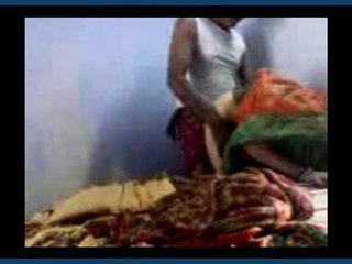 Quick and dirty: A biwi's masturbation session