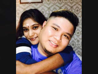 Unseen Tamil girl's hotel sex in HD video