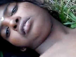 Horny Indian babe gets fucked by river side