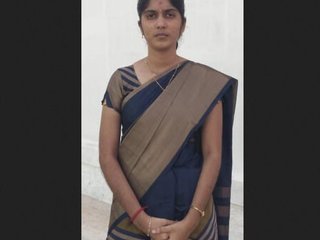 Cute Indian girl reveals her sexy curves and intimate parts