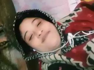 Bhabhi masturbates hard with her fingers and moans of pleasure