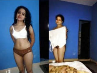 Shy mallu girlfriend gets recorded fully naked by her boyfriend in HD video