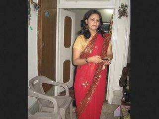 Desi bhabi's office collection of nude photos