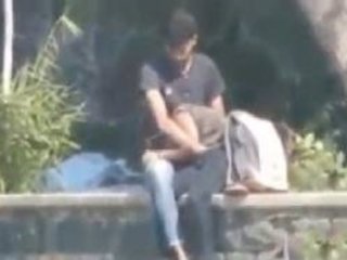 College girl enjoys public blowjob in MMS scandal