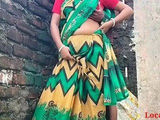 Bhabi's son caught having sex with a boy on the wall