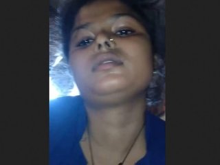 Desi girl rides her penis in a steamy video