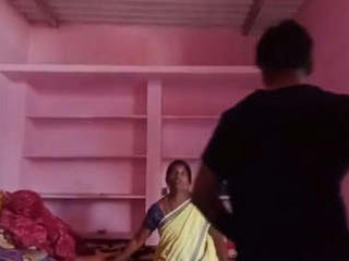 Indian babe Randi gets fucked and cums hard