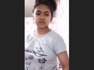 Cute Bangladeshi girl shows off her beautiful body