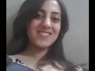 Desi sister flaunts her boobs in a naughty video