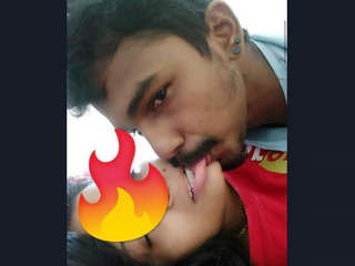 Indian couple's steamy romance and sexual encounter in a video