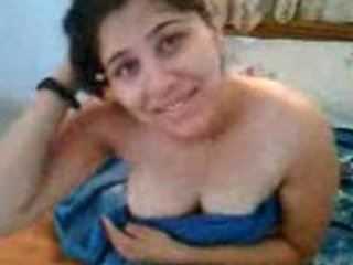 Cute teen girls send MMS of themselves