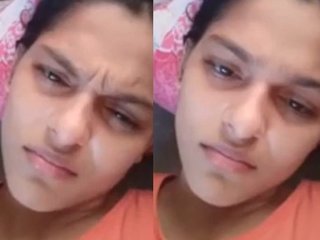 Bhabi shows off her body in a hot video