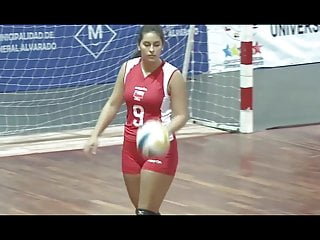 Argentina and Chile volleyball teams face off