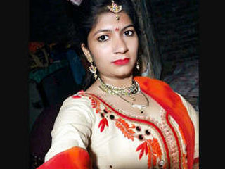 Desi bhabi gets fucked in the village