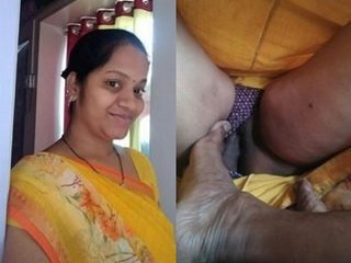 Desi boss has feet fetish and cums with her feet in her pinkish pussy
