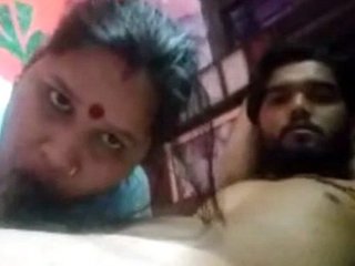 Couples indulge in steamy sex on VK video