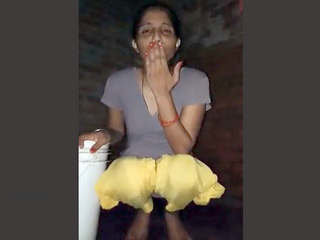 Part 1: Bathing and masturbation in a sexy video