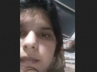 Cute Indian girl gets naughty on cam