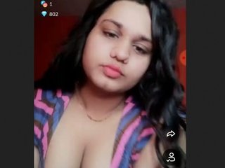 Rutvika Sharma's boobs bounce to the beat of her tango