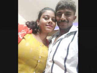 Desi couple enjoys passionate sex in this video