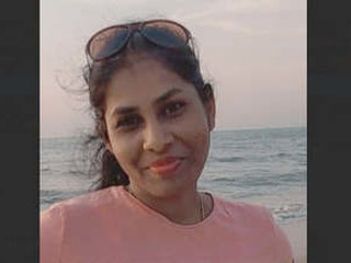 Sri Lankan babe enjoys her man's boobs and pussy close-up