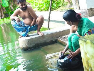 Sath's outdoor doodh kaamwali masti with bai