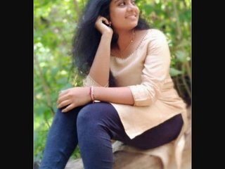 Watch Gf Sruthi from Tamil get naughty in this steamy video