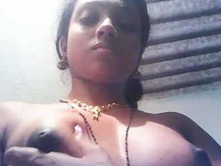 Tamil girl's boobs and nipples get a hard press