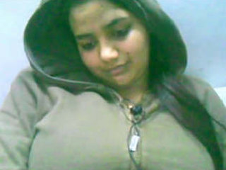 Indian college girl Zoya's webcam performance