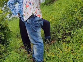 Desi bhabhi's tight pussy gets stretched in the farm